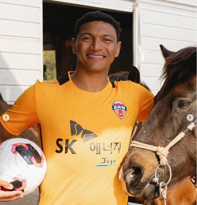 브라질 국적 윙포워드 제주 SK 에메르송 네게바 프로필 & 통계 Emerson Negueba 브라질 출신 윙포워드 제주 SK 에메르송 네게바 프로필 & 통계 Emerson Negueba